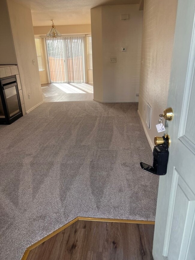 Photo - Lovely 3 Bedroom 2 Bath w/ gas fireplace