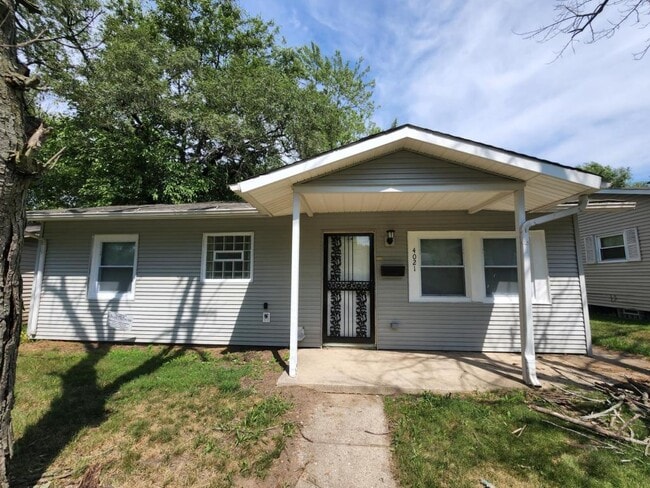 Building Photo - 4021 Ohio St Rental