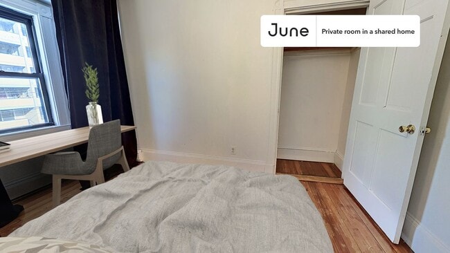 Photo - Room in Shared 6 bed/2 bath home Unit 2B