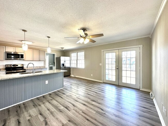 Photo - 4 Bedroom 2 Bath Home in Goose Creek