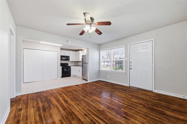 Photo - 110 Poplar St