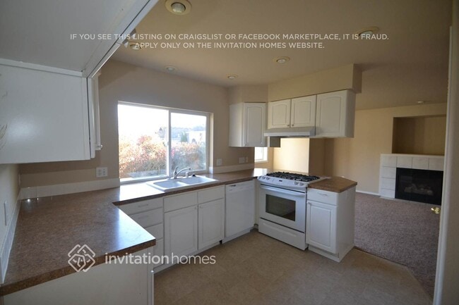 Photo - 3010 46th St Ct NE