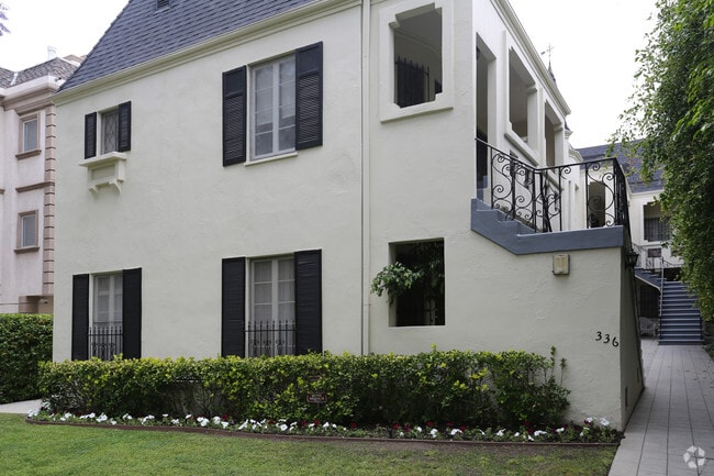 Photo - 336 N Palm Dr