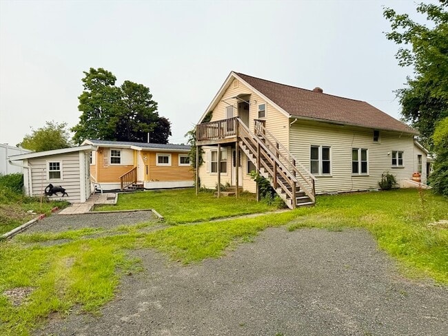 Photo - 70 Klondike Ave