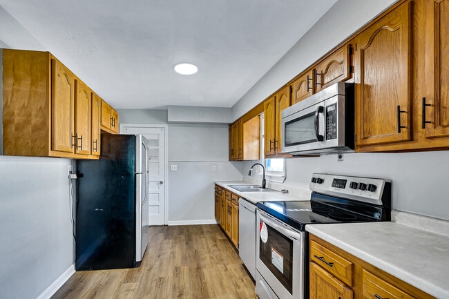 Photo - 325 Arbor Ave