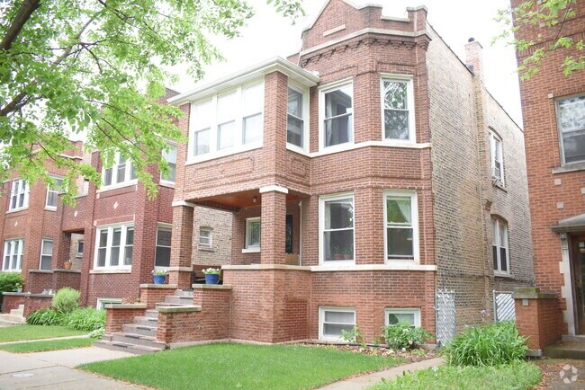 Building Photo - 3425 N Monticello Ave Unit 2 Rental