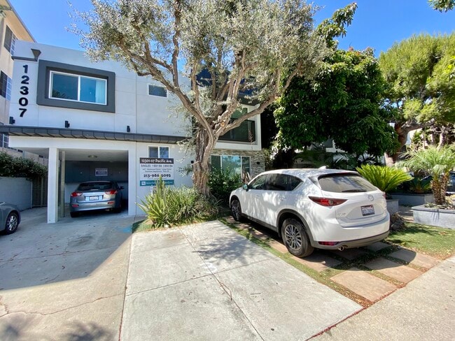 Building Photo - pac123 Rental