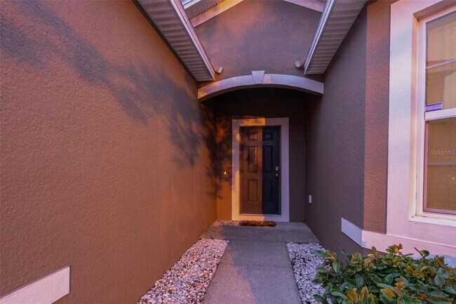 Photo - 1569 Tamarind Rd