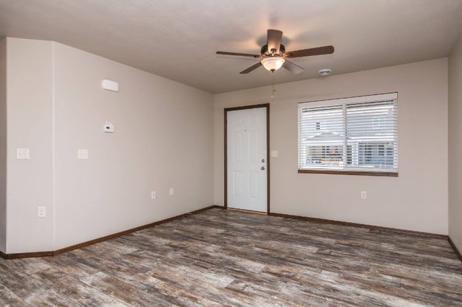 Photo - 293 Tiger Way Ct