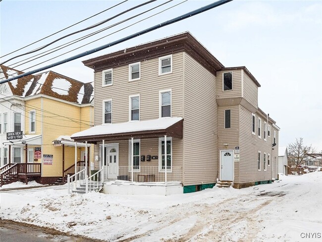 Building Photo - 750 Bleecker St Rental