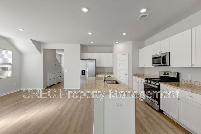 Photo - 1465 Central Ave