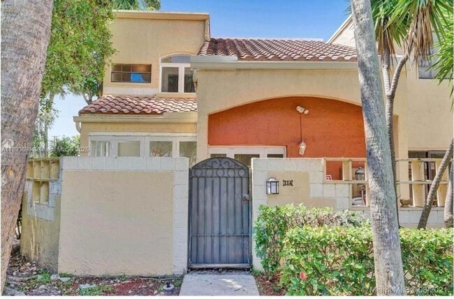 Photo - 20937 Bay Ct