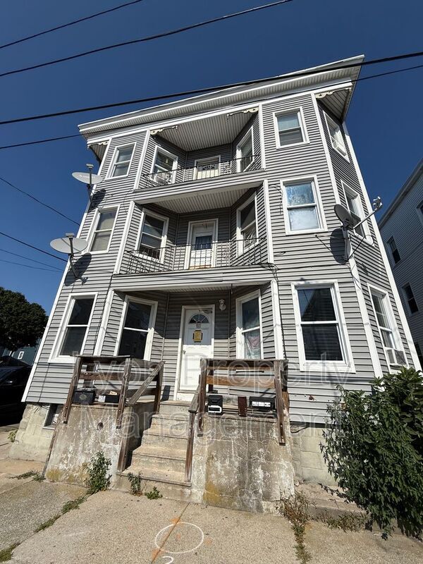 Building Photo - 50 Ashley St Unit 1N Rental