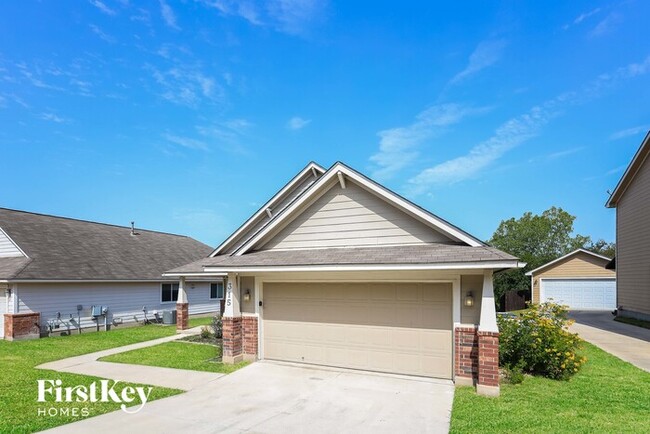 Photo - 315 Willow Grove Dr