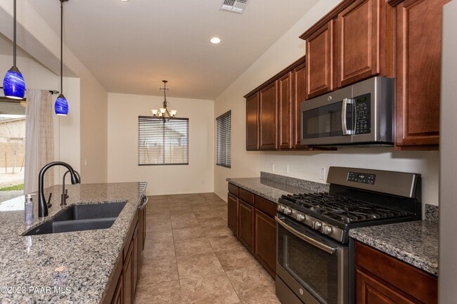 Photo - 926 N Gomez St