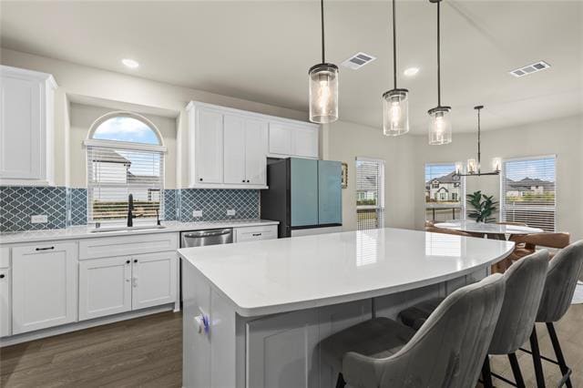 Building Photo - 14892 Hometown Dr