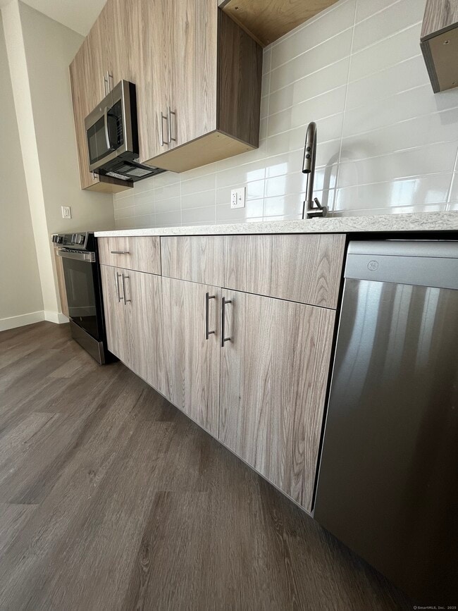 Photo - 467 West Ave Unidad 4011