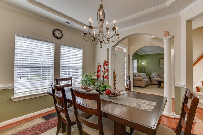 Photo - 1441 Kemp Bridge Dr