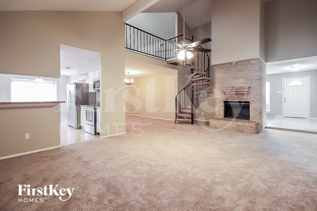Photo - 1111 Harpings Way