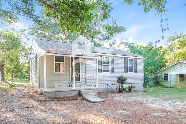Photo - 115 Iroquois St