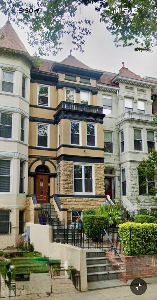 Photo - 1305 Euclid St NW Unit Room