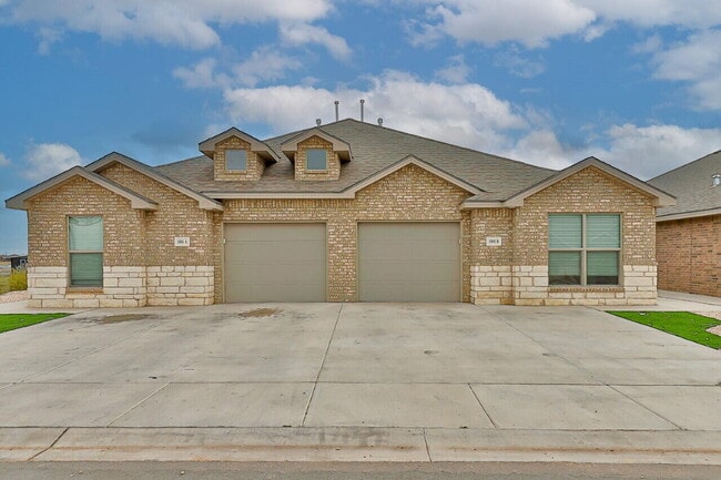 Building Photo - 1901 Langford Ave