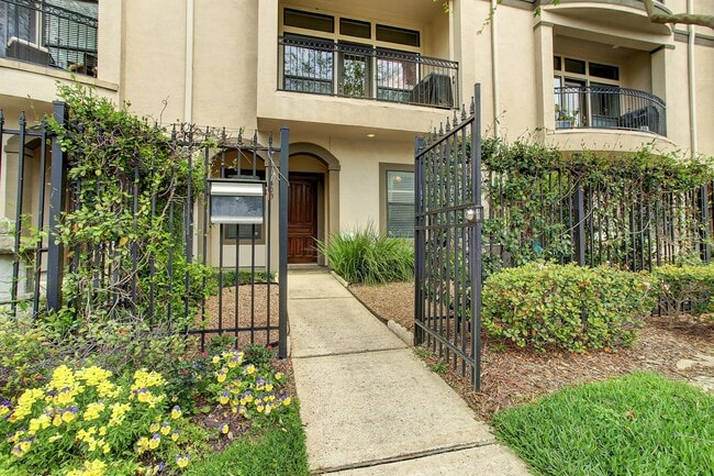 Building Photo - 1403 Rosedale St Rental