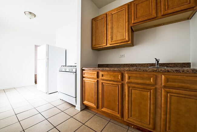 Photo - 8152 S Evans