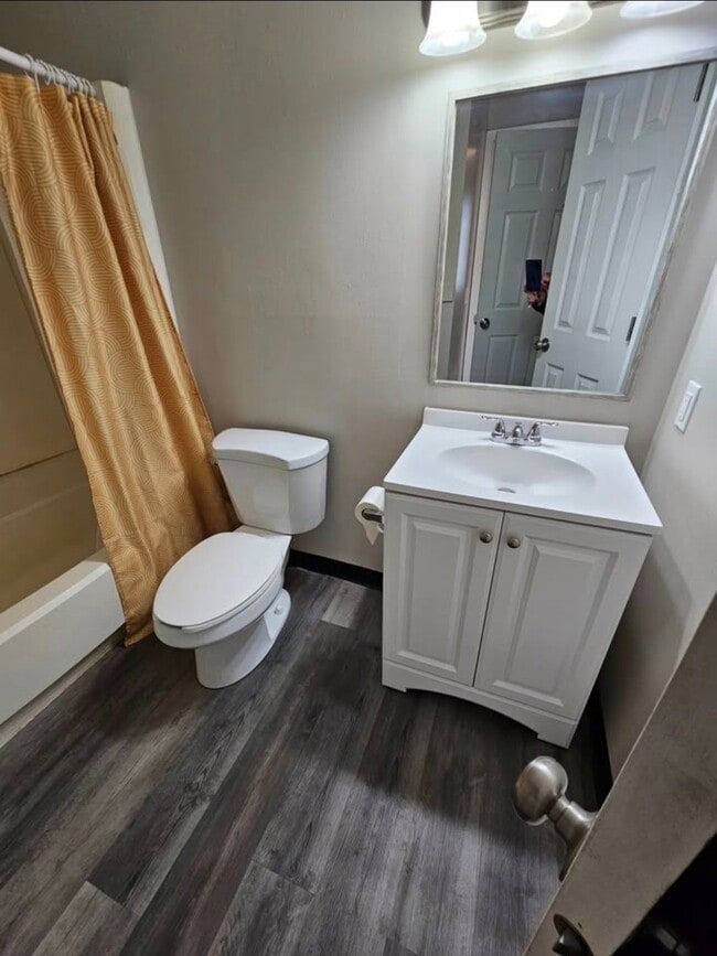 Photo - 815 S Emporia St Unit 212