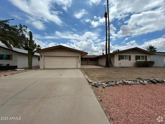 Building Photo - 3409 E Mountain View Rd Rental