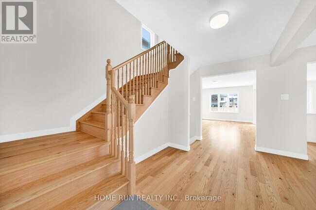 Photo - 124 Tonic Cres