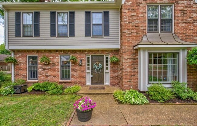 Photo - 8327 Poplar Pike