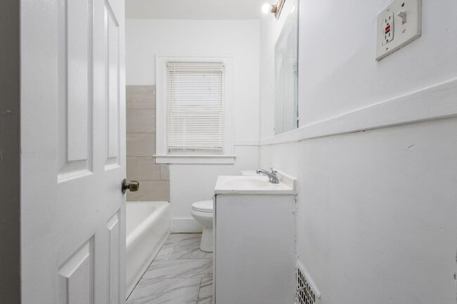 Photo - 19572 Alcoy Ave