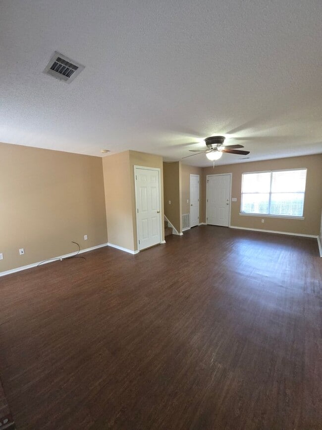 4230 Tanya Cir