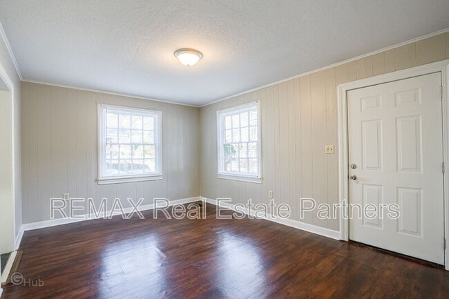 Photo - 604 Melba Ave