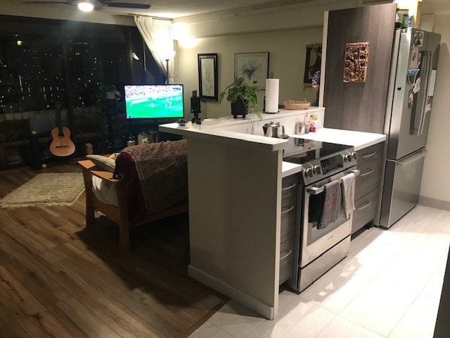 Kitchen/living room view from entrance - 2333 Kapiolani Blvd Unit 2610