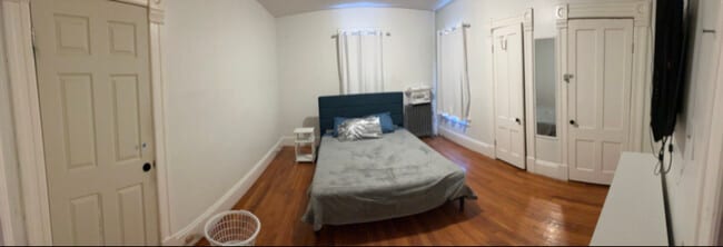 30 Merrick Ave Unit 2