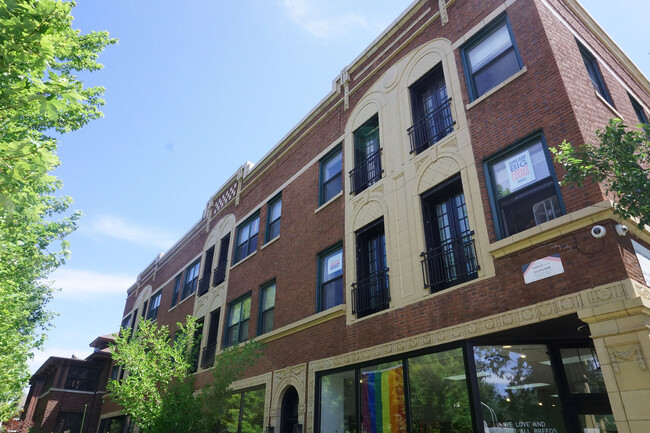 Building Photo - Dalet Park Rental