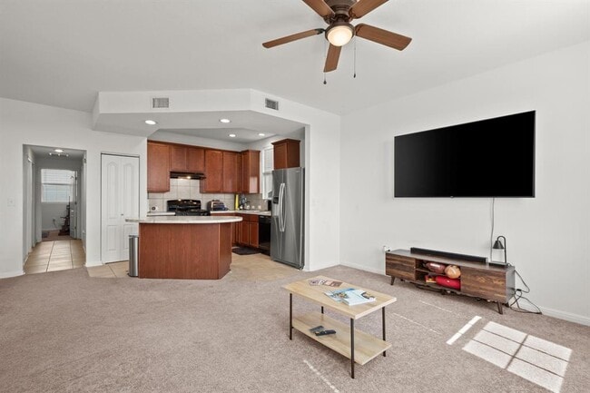 Photo - 462 Ferrule Dr