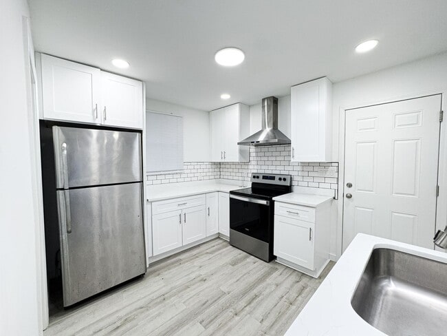 Photo - Renovated 3 Bedroom Home in Springfield, TN!