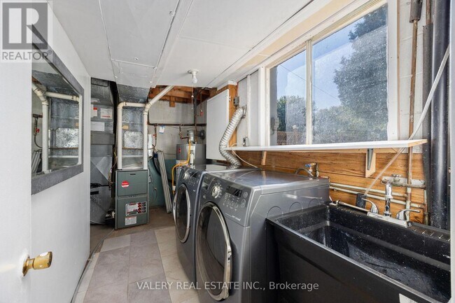 Photo - 48 Clarence St