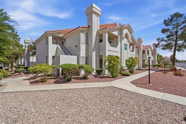 Building Photo - 556 Yacht Harbor Dr Unit 202