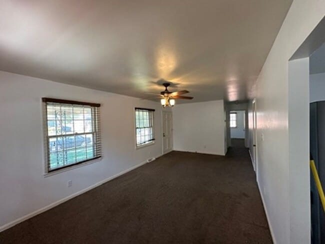 Photo - Attractive 3 BR House in Beaumont! Finishe...