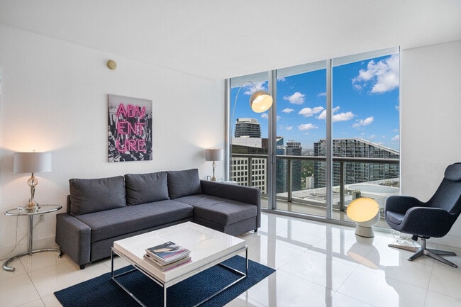 Building Photo - 495 Brickell Ave Unit ID1389645P