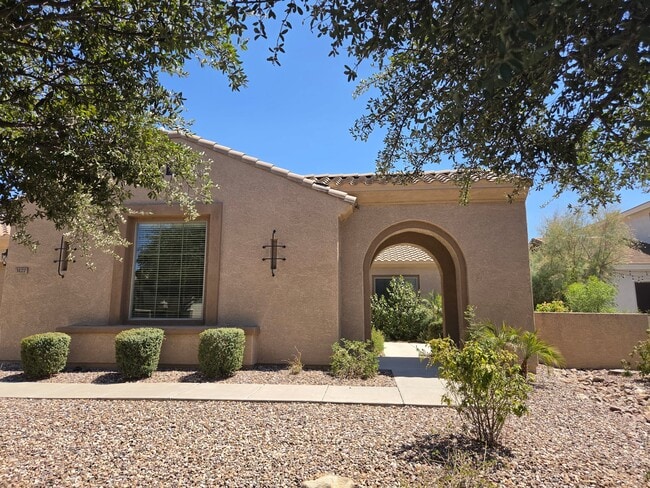 Building Photo - 3127 E Coconino Dr