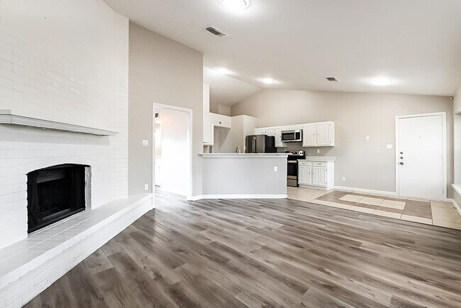 465 Kenya St