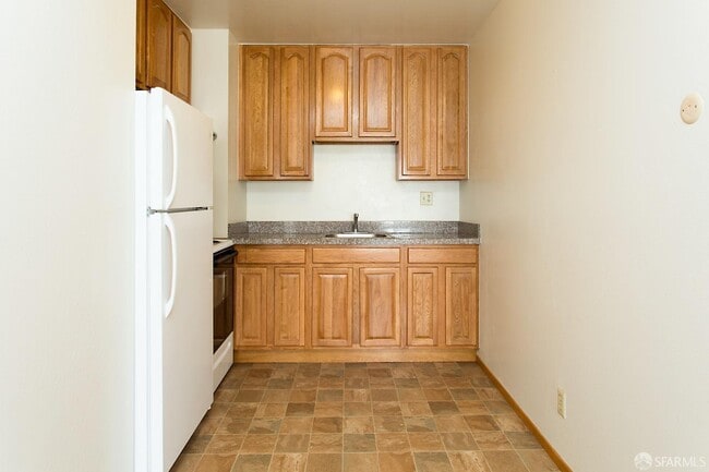 Photo - 322 2nd Ave