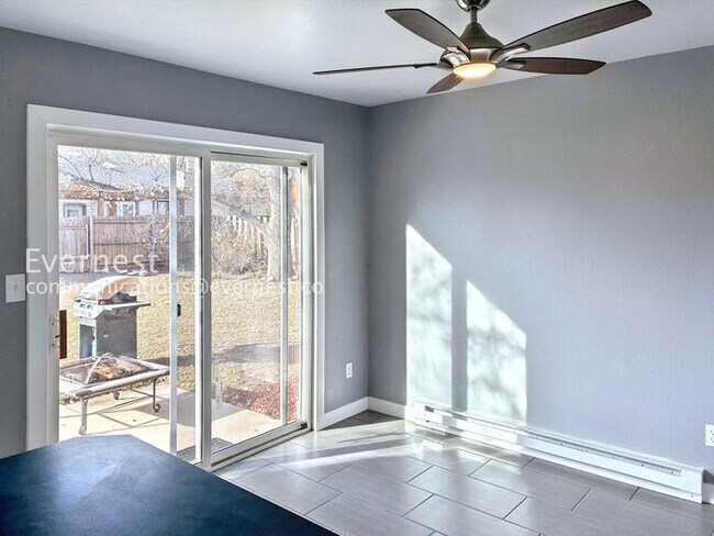 Photo - 1701 Ridgewood Rd