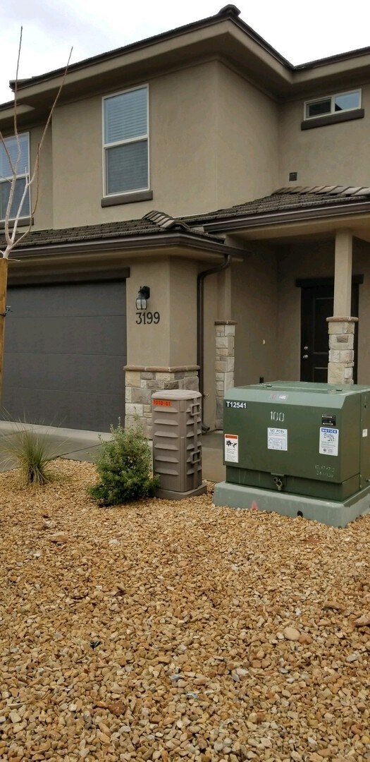 Photo - Town home in Little Valley Area. End Unit!!