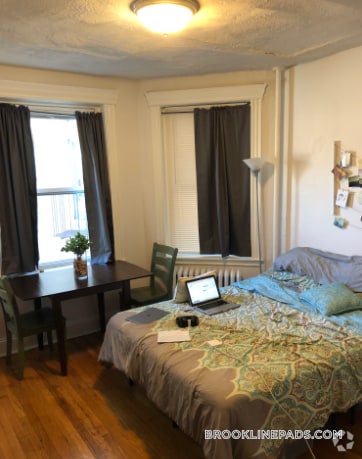 Building Photo - 360 Riverway Rental